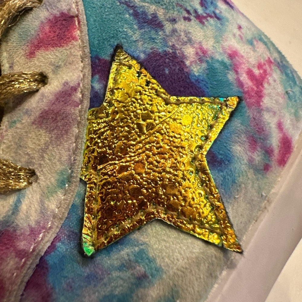 Designer Kids Tie-Dye Sneakers with Gold Star - Picture 6 of 7